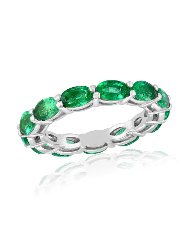 Emerald Eternity Band in 14 kt white gold