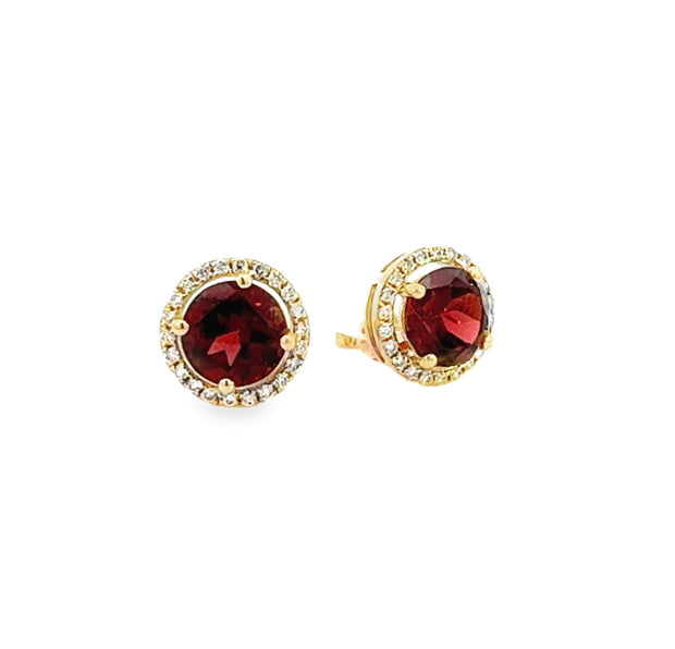 Garnet and Diamond Stud Earrings in 14 kt Yellow Gold