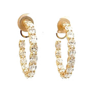 Diamond Oval Hoop Earrings in 18 kt Yellow Gold