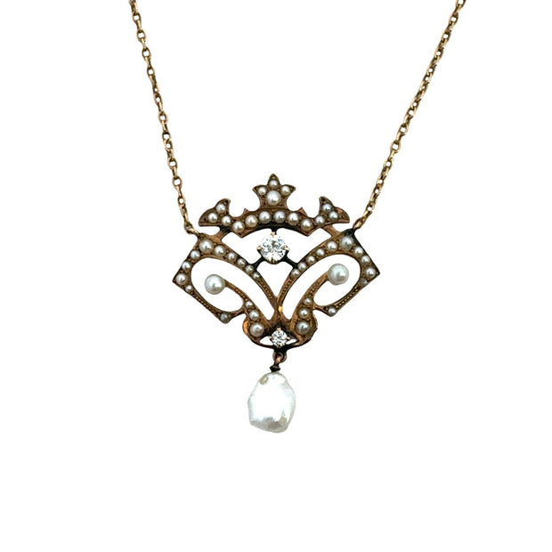 Antique Pearl and Diamond Necklace in 14 kt Yellow Gold