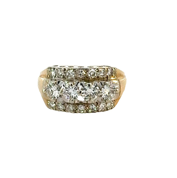 Vintage Diamond Ring in 14 kt Yellow Gold