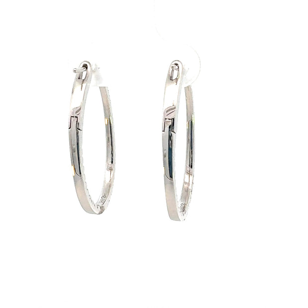 Diamond Hoop Earrings in 18 kt White Gold