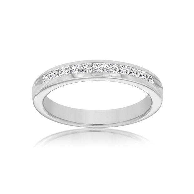 Diamond Band in 14 kt White Gold