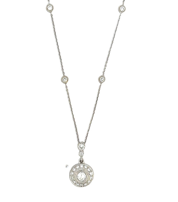 Diamond Pendant and Chain in 18 kt White Gold
