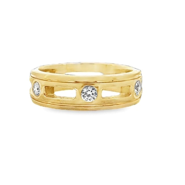 Men's Diamond Ring in 14 kt Yellow Gold