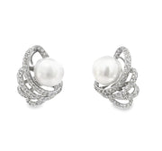 South Sea Pearl and Diamond Earrings in 18 kt White Gold