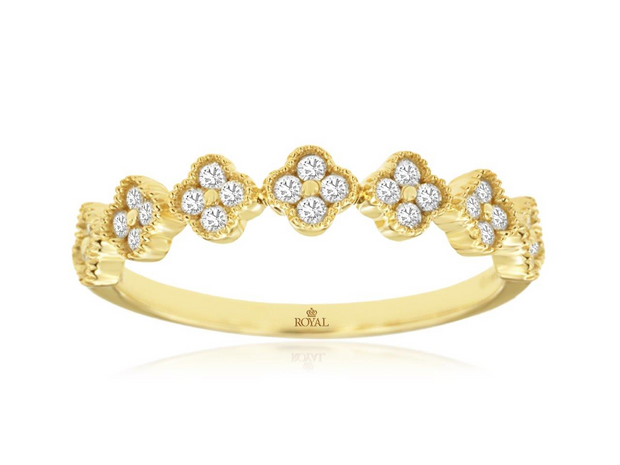 Diamond Quatrefoil Band in 14 kt Yellow Gold