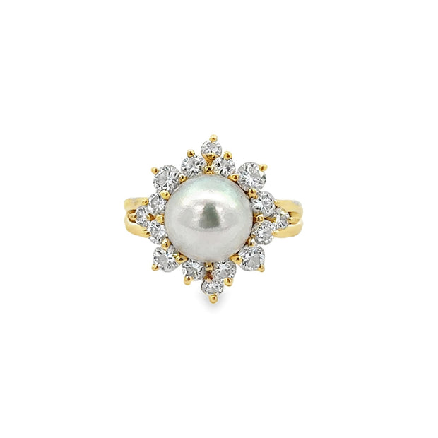 Vintage Mikimoto Pearl and Diamond Ring in 18 kt Yellow Gold