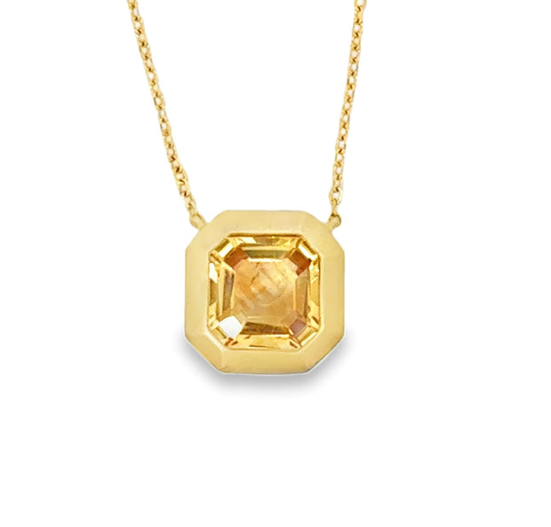 Citrine Pendant in 14 kt Yellow Gold