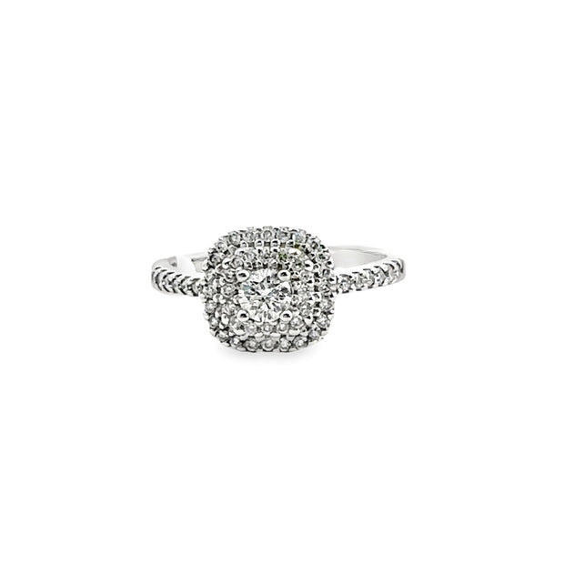 Diamond Halo Ring in 14 kt White Gold