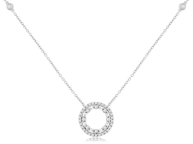 Diamond Circle Pendant in 14 kt White Gold