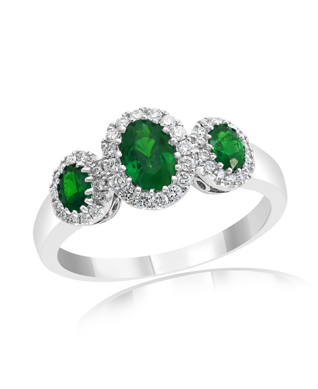 Emerald and Diamond Ring in 14 kt White Gold