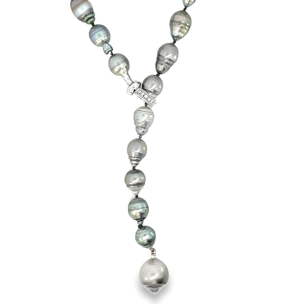 Tahitian Pearl Necklace with Diamond Clasp in 14 kt White Gold