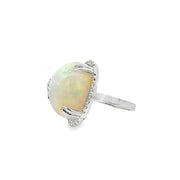 Opal and Diamond Ring in 14 kt White Gold