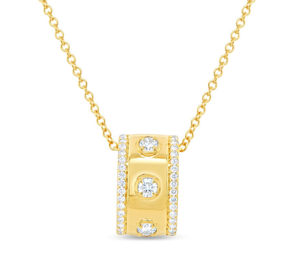 Diamond Pendant in 18 kt Yellow Gold