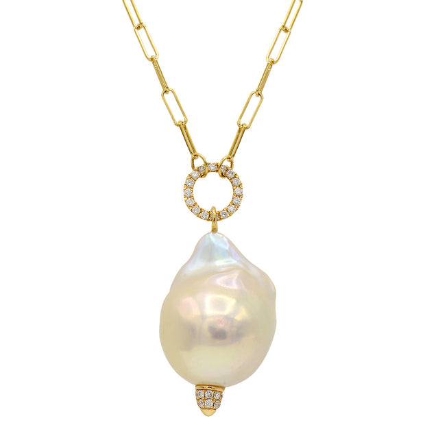 Baroque Pearl and Diamond Pendant in 18 kt yellow gold