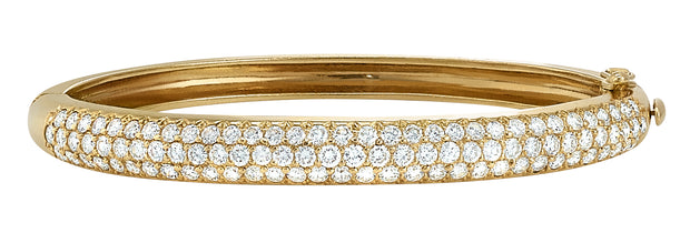 Pave Diamond Bangle Bracelet in 18 kt yellow gold