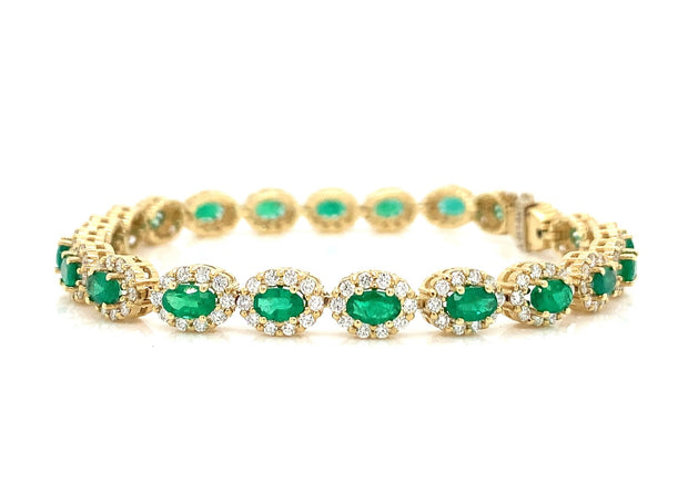 4.44 carat Emerald and 2.99 carat Diamond Bracelet in 14 kt Yellow Gold