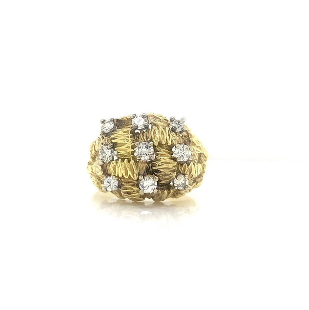 Vintage Woven Style Diamond Ring in 18 kt Yellow Gold.